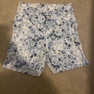 High waist EVCR shorts